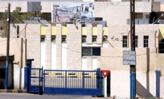 خبراء يشككون بجاهزية الحكومة لتطبيق قانون الأحداث الجديد خبراء يشككون بجاهزية الحكومة لتطبيق قانون الأحداث الجديد
