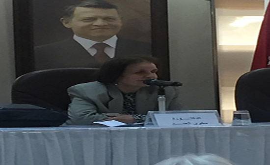 .باحثة تعاين واقع الأمة العربية .باحثة تعاين واقع الأمة العربية