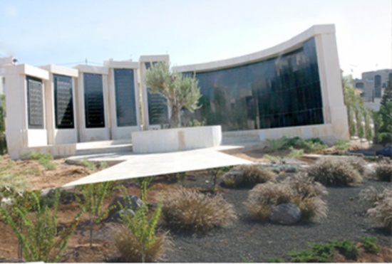 المراكز الاجتماعية في الامانة تنظم في حديقة شهداء عمان دورة " أعوان الأسرة "