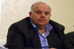 ملص يستنكر عدم الافراج عن الدقامسه 