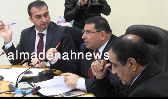 بالفيديو : جلسة ساخنة للجنة الطاقة والطعاني يرفض تحديد " محميات " في المصادر الطبيعية بالفيديو : جلسة ساخنة للجنة الطاقة والطعاني يرفض تحديد " محميات " في المصادر الطبيعية
