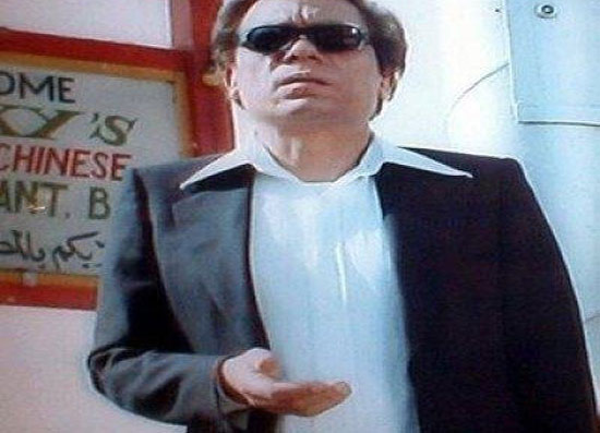 أردني يقلد " عادل إمام " ويتسول في عمان أردني يقلد " عادل إمام " ويتسول في عمان