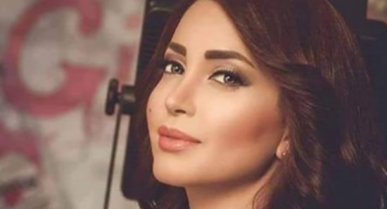 صورة| نسرين طافش ببنطال شفاف وتتخطى الحدود!