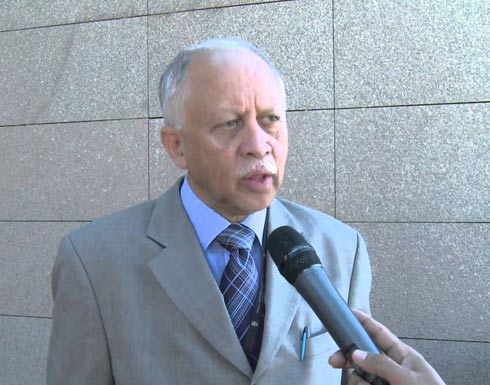 ياسين : هادي في عدن .. ومصر والخليج وافقوا على تدخل عسكري