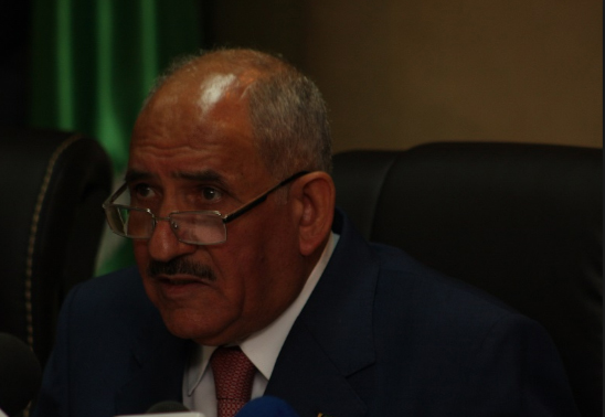 الذنيبات يمنع جمع التبرعات من الطلبة لغايات التدفئة