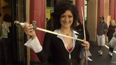 فن ابتلاع السيوف