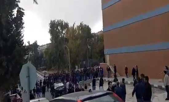 صورة تسببت بمشاجرة جامعة "البترا" صورة تسببت بمشاجرة جامعة "البترا"