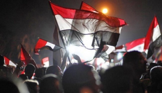 السيسي : المشكلة بمصر ظهرت مع محاولة قيادات دينية متطرفة تولي الحكم السيسي : المشكلة بمصر ظهرت مع محاولة قيادات دينية متطرفة تولي الحكم