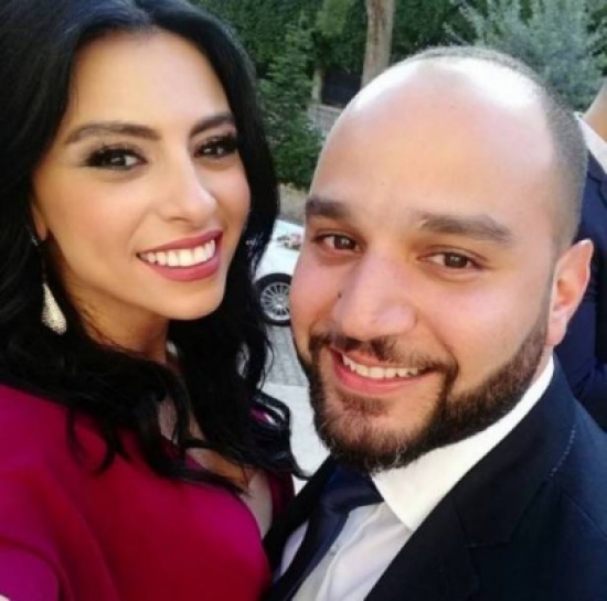 بالصورة : بريجيت ياغي تدخل القفص الذهبي.. ولا شهر عسل!