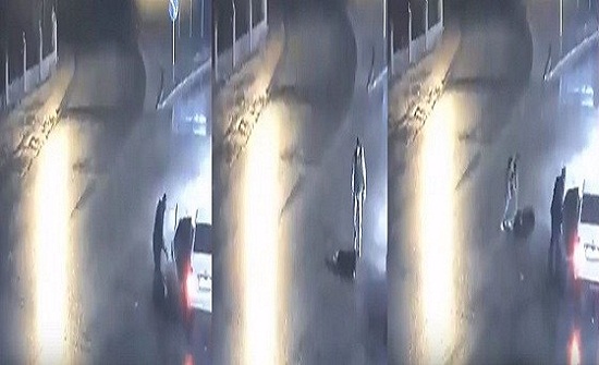 بالفيديو.. شاب يقتل حبيبته لتواجدها مع شخص آخر بالفيديو.. شاب يقتل حبيبته لتواجدها مع شخص آخر