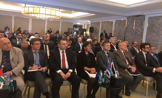 عناب ترعى حفل توقيع مجموعة من اتفاقيات الشراكة مع جمعيات وحاضنات أعمال