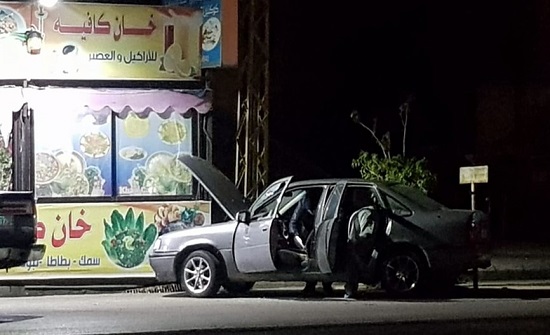 لبنان : الجيش يفرض طوقاً امنياً بسبب سيارة تحمل لوحة أردنية لبنان : الجيش يفرض طوقاً امنياً بسبب سيارة تحمل لوحة أردنية
