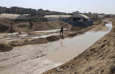 مؤسسات ووزارات فلسطينية تحذر من خطورة الخندق المائي المصري على حدود غزة مؤسسات ووزارات فلسطينية تحذر من خطورة الخندق المائي المصري على حدود غزة
