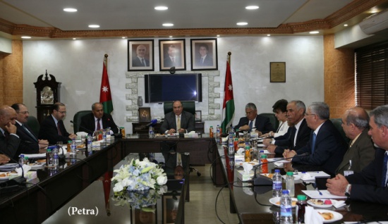الملقي: الحكومة لن تسمح بإعاقة مصالح المواطنين والمستثمرين الملقي: الحكومة لن تسمح بإعاقة مصالح المواطنين والمستثمرين