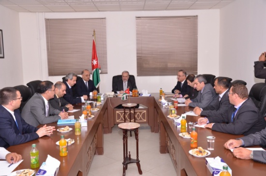 وزير الأوقاف  : الوزارة نفذت عدد من المشروعات الوقفية في مناطق المملكة