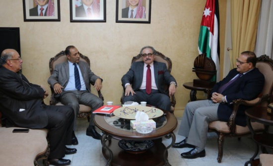 الطويسي يؤكد ضرورة تحفيز المثقف العربي للمشاركة بالمشهد الثقافي الطويسي يؤكد ضرورة تحفيز المثقف العربي للمشاركة بالمشهد الثقافي