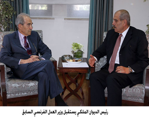 رئيس الديوان الملكي يستقبل وزير العدل الفرنسي السابق