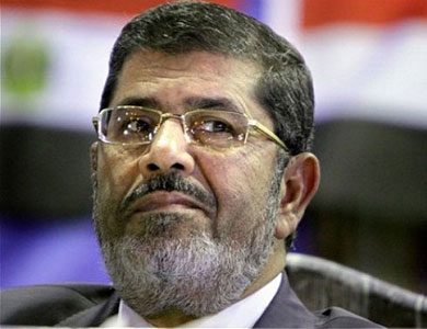 جماعة الإخوان: قلقون على صحة وسلامة مرسي ونحمل قادة الانقلاب المسؤولية