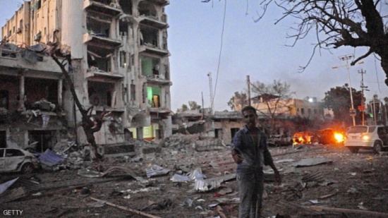 مقديشو.. إطلاق النار "مستمر" بعد هجوم أمباسادور