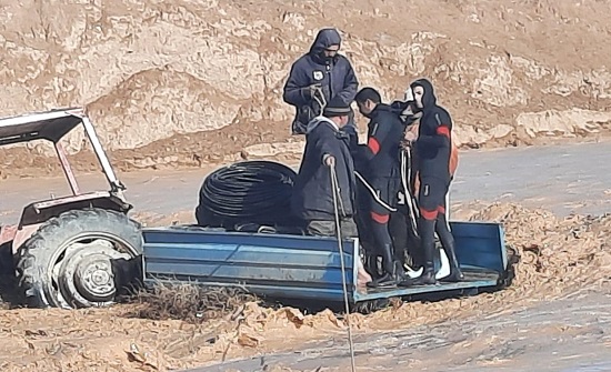 بالصور : السيول تحاصر اشخاص في محافظتي مادبا ومعان بالصور : السيول تحاصر اشخاص في محافظتي مادبا ومعان