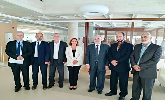 وفد من "العمل الإسلامي" يزور السفارة الإسبانية للتعزية بضحايا برشلونة