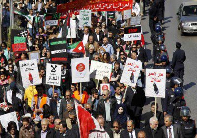 مستشرق إسرائيلي للأردنيين: اذا كنتم لا تريدون الغاز فلا تشربوا مياه طبريا مستشرق إسرائيلي للأردنيين: اذا كنتم لا تريدون الغاز فلا تشربوا مياه طبريا