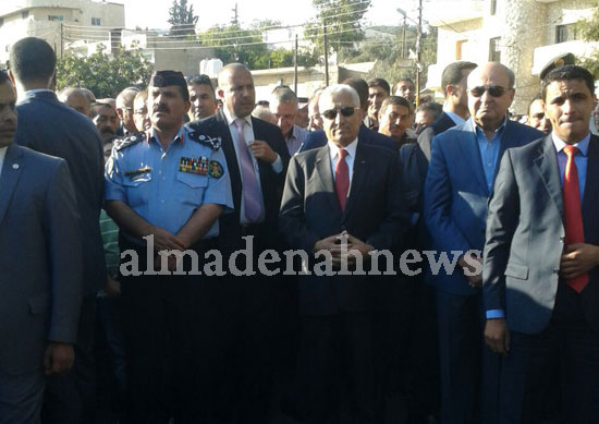 بالصور : النسور يشارك في تشييع وزير العدل الاسبق بجرش بالصور : النسور يشارك في تشييع وزير العدل الاسبق بجرش