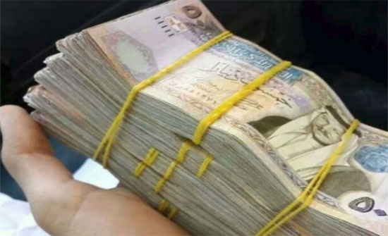 وزارة الاوقاف تدفع لوزير الاشغال بالاضافة لوظيفته "24 الف دينار" من اموال الوقف وزارة الاوقاف تدفع لوزير الاشغال بالاضافة لوظيفته "24 الف دينار" من اموال الوقف