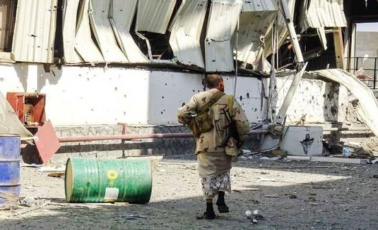 المقاومة تحبط تسللا واسعا للحوثيين بالحديدة