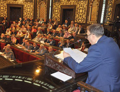 أربعة مرشحين جدد بينهم امرأة إلى الانتخابات الرئاسية السورية