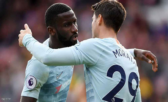 ثلاثية نظيفة تضع تشلسي بصدارة الدوري الإنجليزي