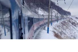 ركض 7 كيلومترات في الجليد ليلحق بالقطار