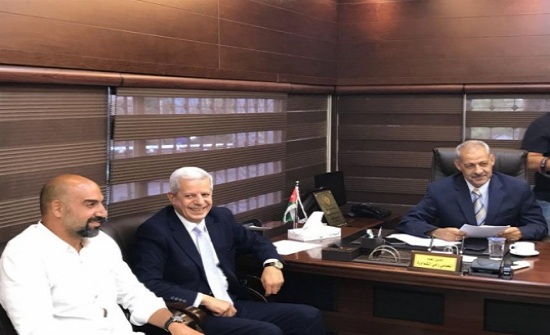 بالصور : " النقباء " يعقد الاجتماع الطارئ ويطالب نقابة الاطباء بالتراجع عن لائحة الاسعار