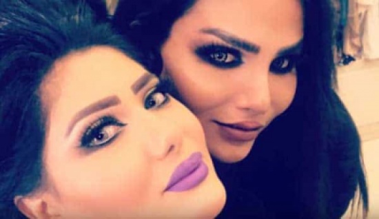 بالفيديو: ممثلة كويتية في صالون المتحول شبيه هيفاء وهبي بلبنان بالفيديو: ممثلة كويتية في صالون المتحول شبيه هيفاء وهبي بلبنان