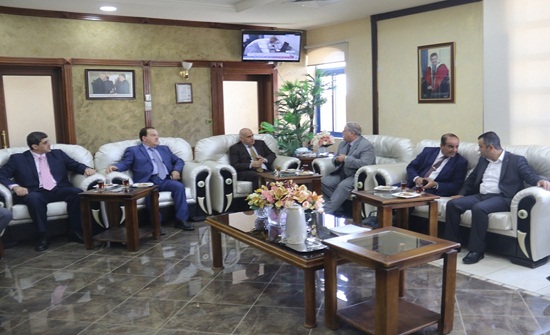 وفد من جامعة بابل العراقية يزور جامعة الزرقاء وفد من جامعة بابل العراقية يزور جامعة الزرقاء
