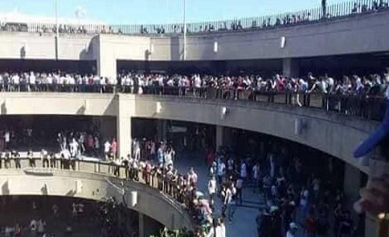 جزائري ينظم أغرب عيد ميلاد في العالم.. والشرطة تتدخل جزائري ينظم أغرب عيد ميلاد في العالم.. والشرطة تتدخل