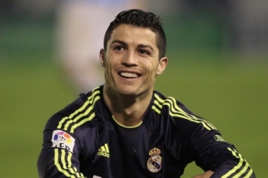 موناكو يرغب بالتعاقد مع رونالدو مقابل 100 مليون يورو موناكو يرغب بالتعاقد مع رونالدو مقابل 100 مليون يورو