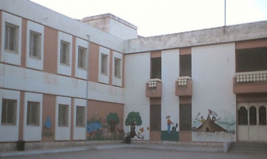 مديرية التربية والتعليم بالمزار الجنوبي تتسلم ابنية مدرسية حديثة