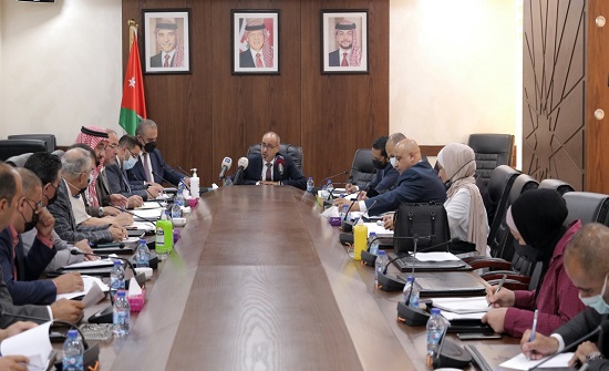 مالية النواب تستمع لايجاز من العسعس والتخطيط حول مشروع ملحق الموازنة