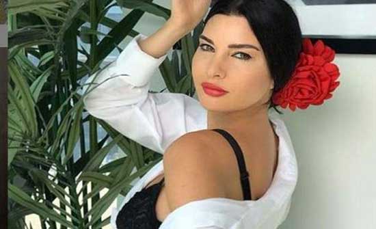 لاميتا فرنجية تبهر رواد إنستجرام على البيانو .. شاهد لاميتا فرنجية تبهر رواد إنستجرام على البيانو .. شاهد