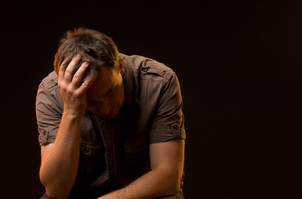 7 أشياء تقومون بها تجعلكم أكثر بؤساً .. الأولى سبب انتكاسة كثيرين في الحياة