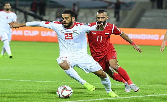 بالفيديو : تعادل بطعم الهزيمة لسوريا أمام فلسطين في كأس آسيا بالفيديو : تعادل بطعم الهزيمة لسوريا أمام فلسطين في كأس آسيا