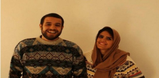 عاشقان يجمعان التبرعات عبر الإنترنت ليتزوجا عاشقان يجمعان التبرعات عبر الإنترنت ليتزوجا