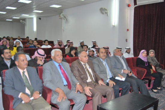 رئيس جامعة جرش بالوكالة يلتقي الطلبة الوافدين