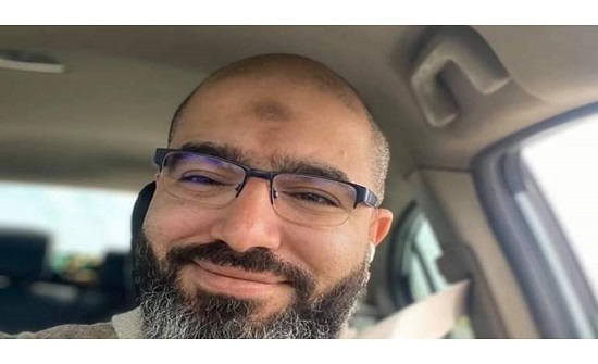 مصري حصد تعاطفا ضخما بسبب حزنه على زوجته المتوفاة بكورونا: تبين أنه متزوج عليها مصري حصد تعاطفا ضخما بسبب حزنه على زوجته المتوفاة بكورونا: تبين أنه متزوج عليها