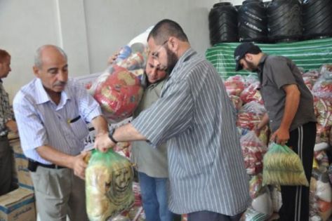 لجنة زكاة الطفيلة تبدأ حملة الشتاء بتوزيع معونات وطرود خيرية