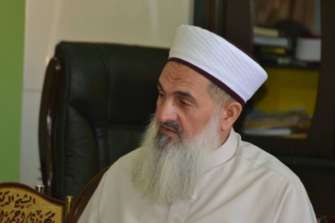 نجاة مفتي السنة في العراق من انفجار استهدف موكبه نجاة مفتي السنة في العراق من انفجار استهدف موكبه