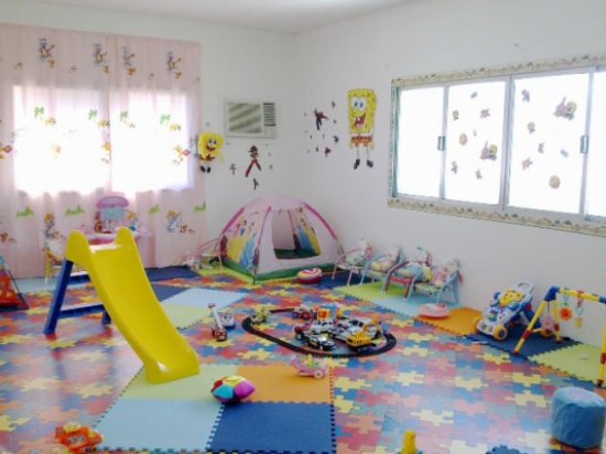 وزير العمل : توجه لاستحداث حضانة اطفال مشتركة للمؤسسات الحكومية في اربد