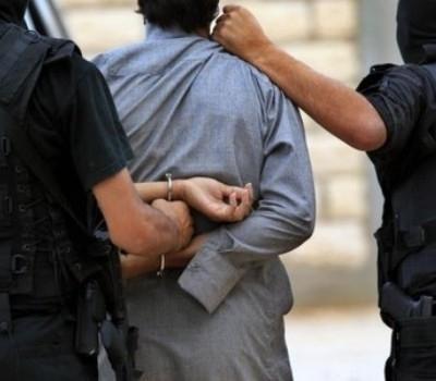 القبض على 4 من اصحاب السوابق سطو على صيدلية بعمان - فيديو