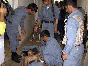 مقتل قائد في الشرطة الأفغانية وإصابة 23 بهجوم انتحاري في خوست